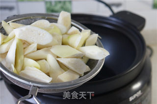 香菇酱焖茭白的做法步骤:4