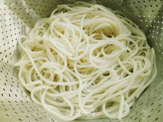 炒粉的做法步骤:2