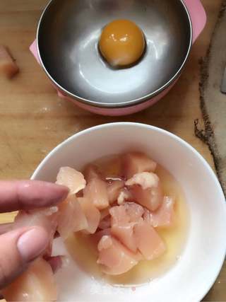 酥脆鸡米花的做法步骤:2