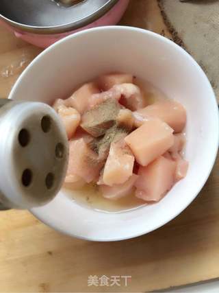 酥脆鸡米花的做法步骤:3