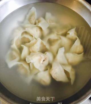 鲜肉馄饨的做法步骤:17