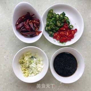 宫保鸡丁的做法步骤:2