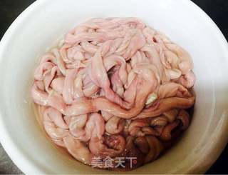 卤猪小肠的做法步骤:2