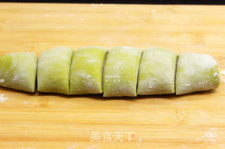 菠菜包子的做法步骤:7