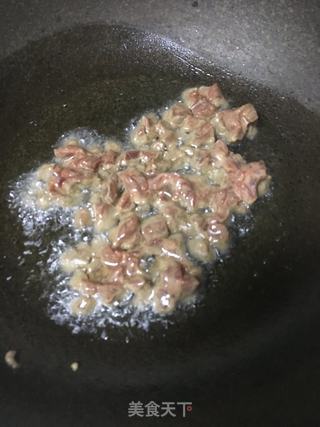 五彩菠萝饭的做法步骤:7