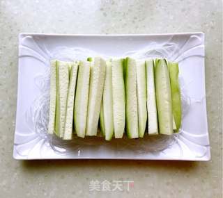 剁椒蒜蓉粉丝蒸丝瓜的做法步骤:7