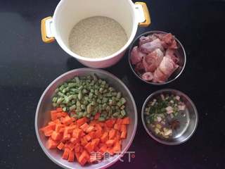 #信任之美五常大米试吃#鸡腿彩蔬焖饭的做法步骤:2