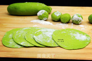 菠菜饺子的做法步骤:7