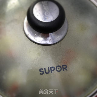 桃胶皂角米银耳羹的做法步骤：7