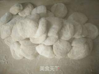 韭菜鸡蛋水饺的做法步骤:12