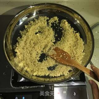 自制芝麻酱的做法步骤:4