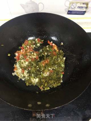 酸菜土豆泥的做法步骤:3