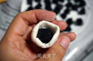 椰汁黑芝麻汤圆的做法步骤:6
