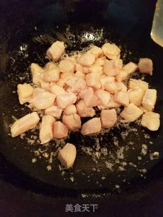 咖喱鸡肉饭的做法步骤:2