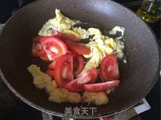 番茄鸡蛋意面的做法步骤:8