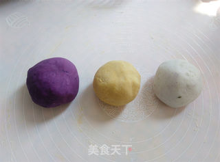 椰香三色芋圆的做法步骤:3