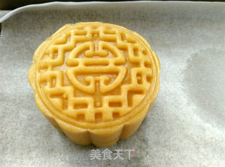 椰蓉蔓越莓月饼的做法步骤:15