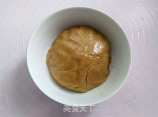 核桃枣泥月饼的做法步骤:3