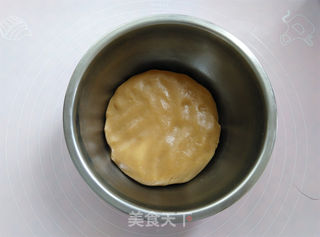 记忆中的红糖五仁月饼的做法步骤：3