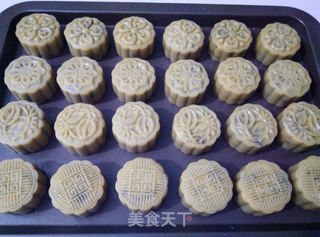 记忆中的红糖五仁月饼的做法步骤:13