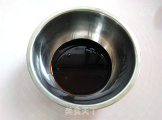 巧克力蔓越莓莲蓉月饼的做法步骤:5