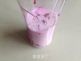 火龙果奶昔的做法步骤:5