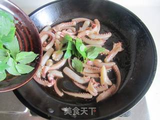 三杯鱿鱼须的做法步骤：8