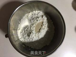 酒酿贝壳馒头的做法步骤:2