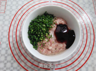 0技巧高颜值——玫瑰花饺子的做法步骤:3