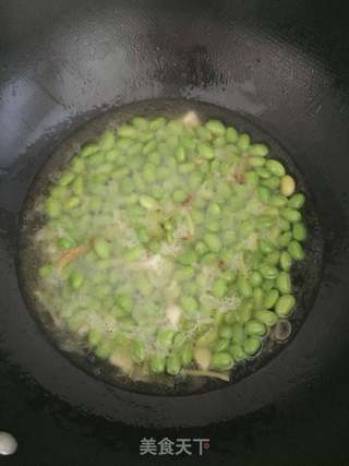 青椒炒毛豆的做法步骤:3