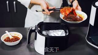 韩式甜辣吮指猪肋排的做法步骤:4