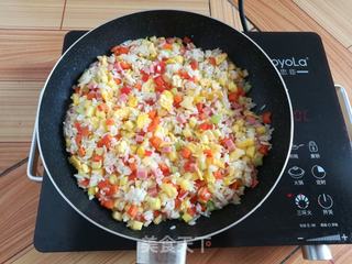 菠萝蛋炒饭的做法步骤:16