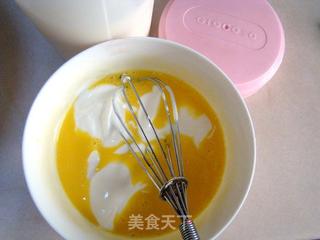 酸奶棉花蛋糕的做法步骤:2