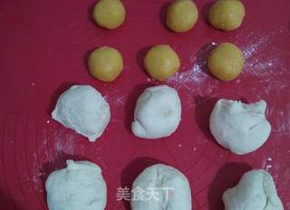 奶黄小餐包的做法步骤:8