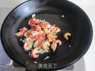 小龙虾盖浇饭的做法步骤:8