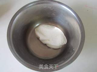 韭菜三鲜饺子的做法步骤:2