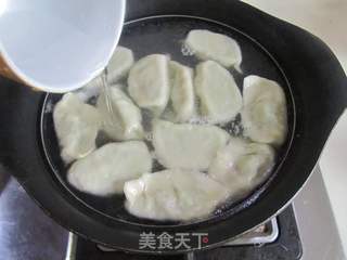 韭菜三鲜饺子的做法步骤:15