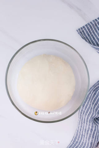 日式牛奶餐包卷的做法步骤:2