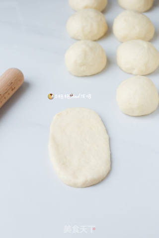 日式牛奶餐包卷的做法步骤:5
