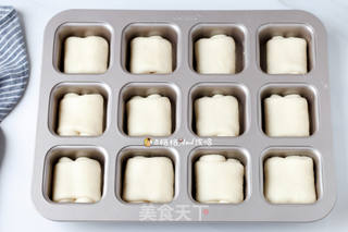 日式牛奶餐包卷的做法步骤:9