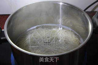 凉拌鸡丝面的做法步骤:3