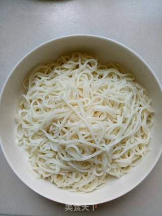 凉拌面的做法步骤:3