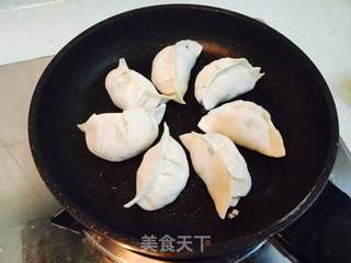 西葫煎饺的做法步骤:21