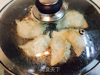 西葫煎饺的做法步骤:24