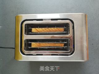 百变大眼怪三明治的做法步骤:8