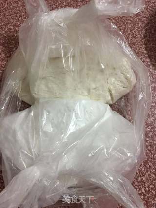 蒸饺子的做法步骤：1