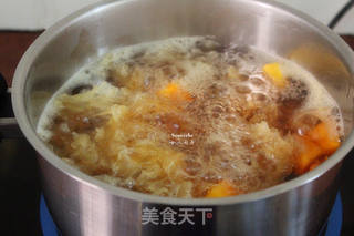 木瓜银耳糖水的做法步骤:6