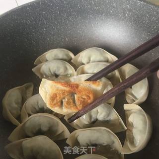 懒人脆底煎馄饨 的做法步骤:2