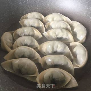 懒人脆底煎馄饨 的做法步骤:4