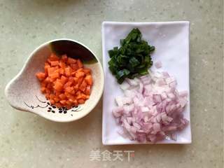 鲜虾黄金小米饭的做法步骤:3